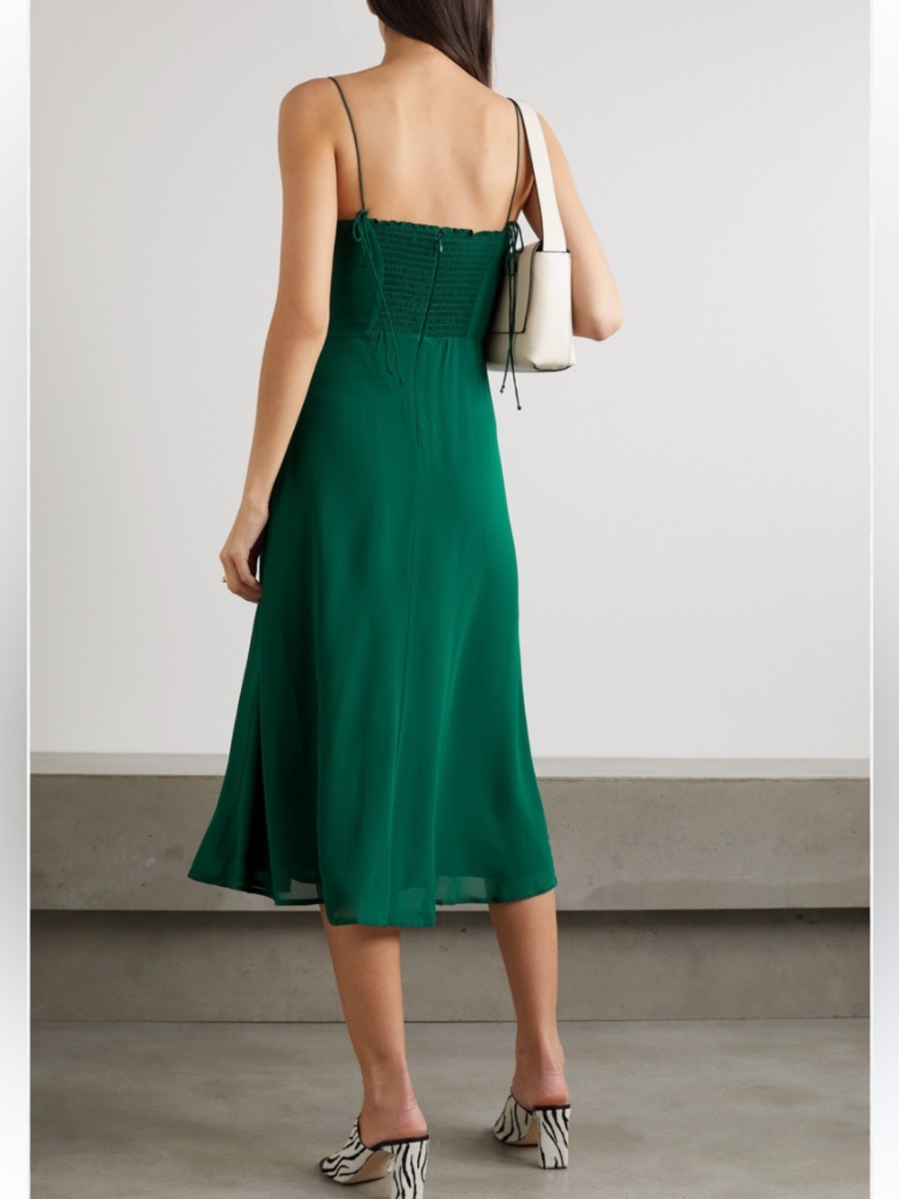 REFORMATION  NWOT Juliette Crepe Midi Dress In Emerald Size 6 - Picture 3 of 15